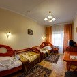Кровати фото Санатория «Карпаты» в Трускавце. Номер 2-местный Стандарт. Кровати