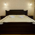 фото отель нафтуся трускавець. номер полулюкс. кровать