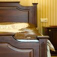 фото отель нафтуся трускавець. номер люкс.спальное место