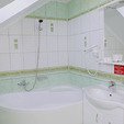 Санузел фото Отель Санта Мария Сходница. Номер двухкомнатный Люкс( мансардный). Санузел
