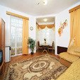 Комната фото Вилла «Лесная песня» в Трускавце. Номер Люкс. Комната