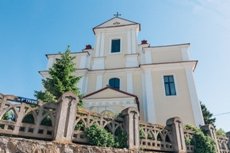 Костел Пресвятой Троицы в г.Хмельник на украине