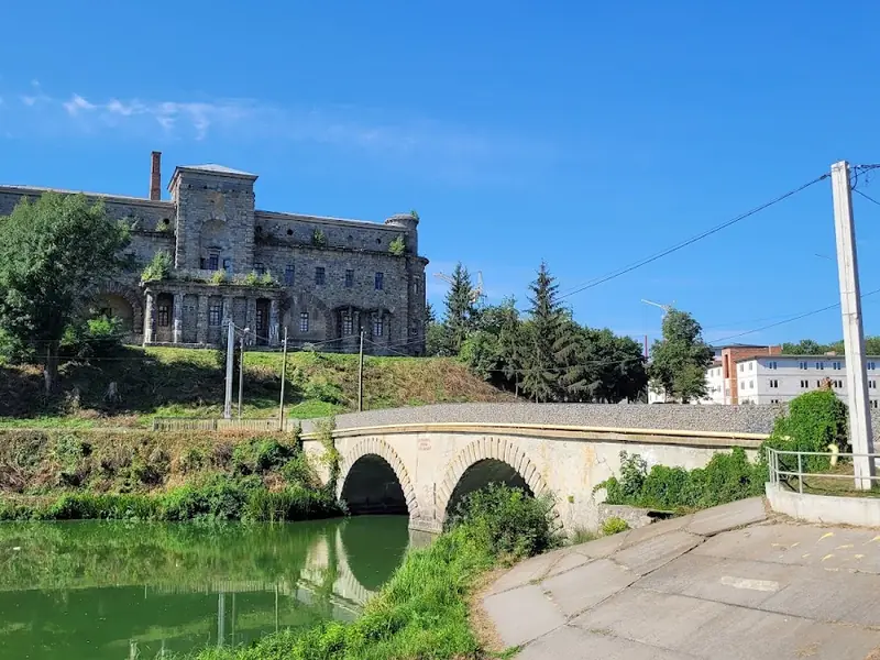 Курорт Хмільник — радонові води